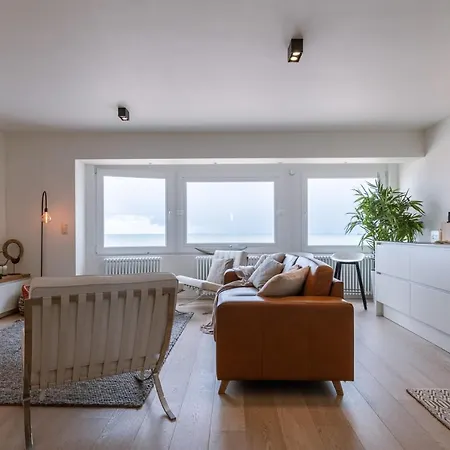 アパート Renovated 3 Bedroom Apt Viewing The Sea