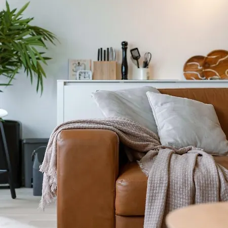 アパート Renovated 3 Bedroom Apt Viewing The Sea クノック・ヘイスト